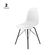 cadeira-eames-pp-branco-tower-preto-cx2-21-14-50-559-00
